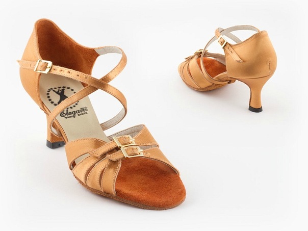 Танцевальная обувь компании "Elegant"